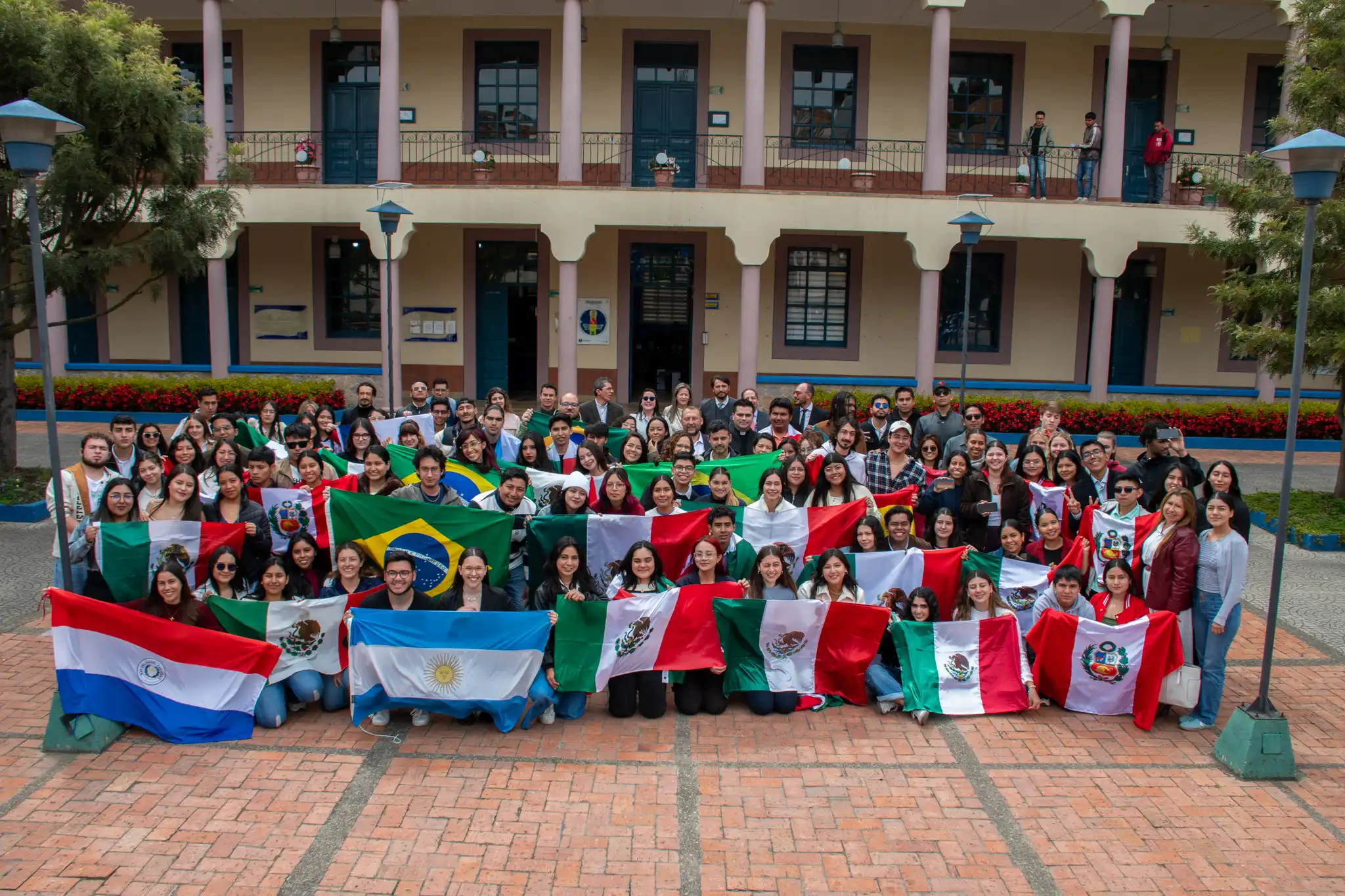 La Juan de Castellanos organizó la jornada de bienvenida a estudiantes de intercambio 2025-2
