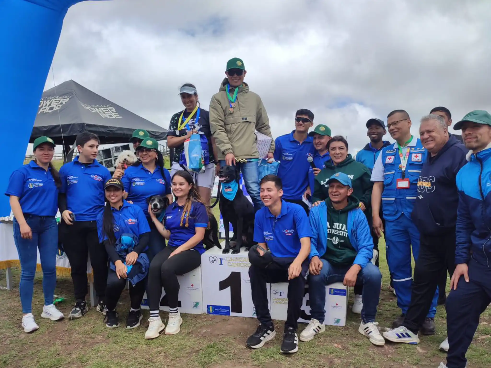 La Juan vivió su primer Canicross con más de 80 caninos participantes
