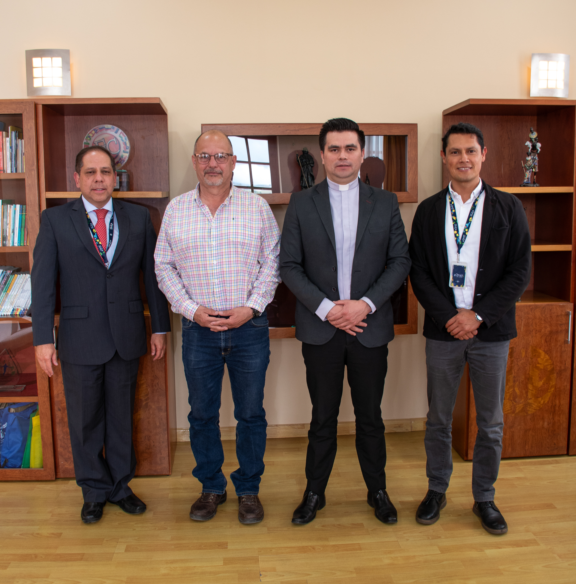 Docente de la Universidad Autónoma de Ciudad Juárez, realizó estancia académica internacional en la Juan