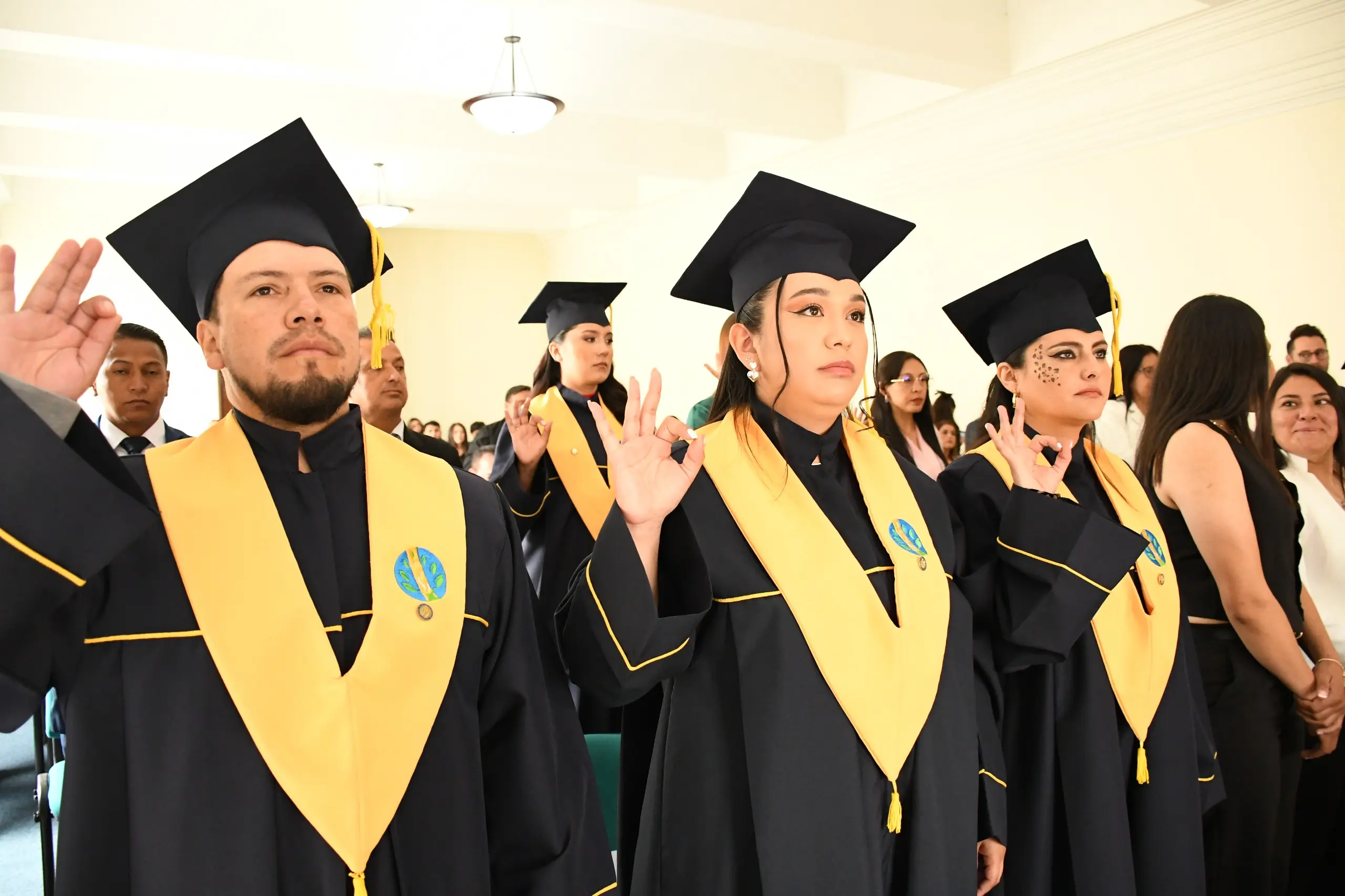 La Juan de Castellanos celebró la graduación de 21 profesionales de pregrado y posgrado