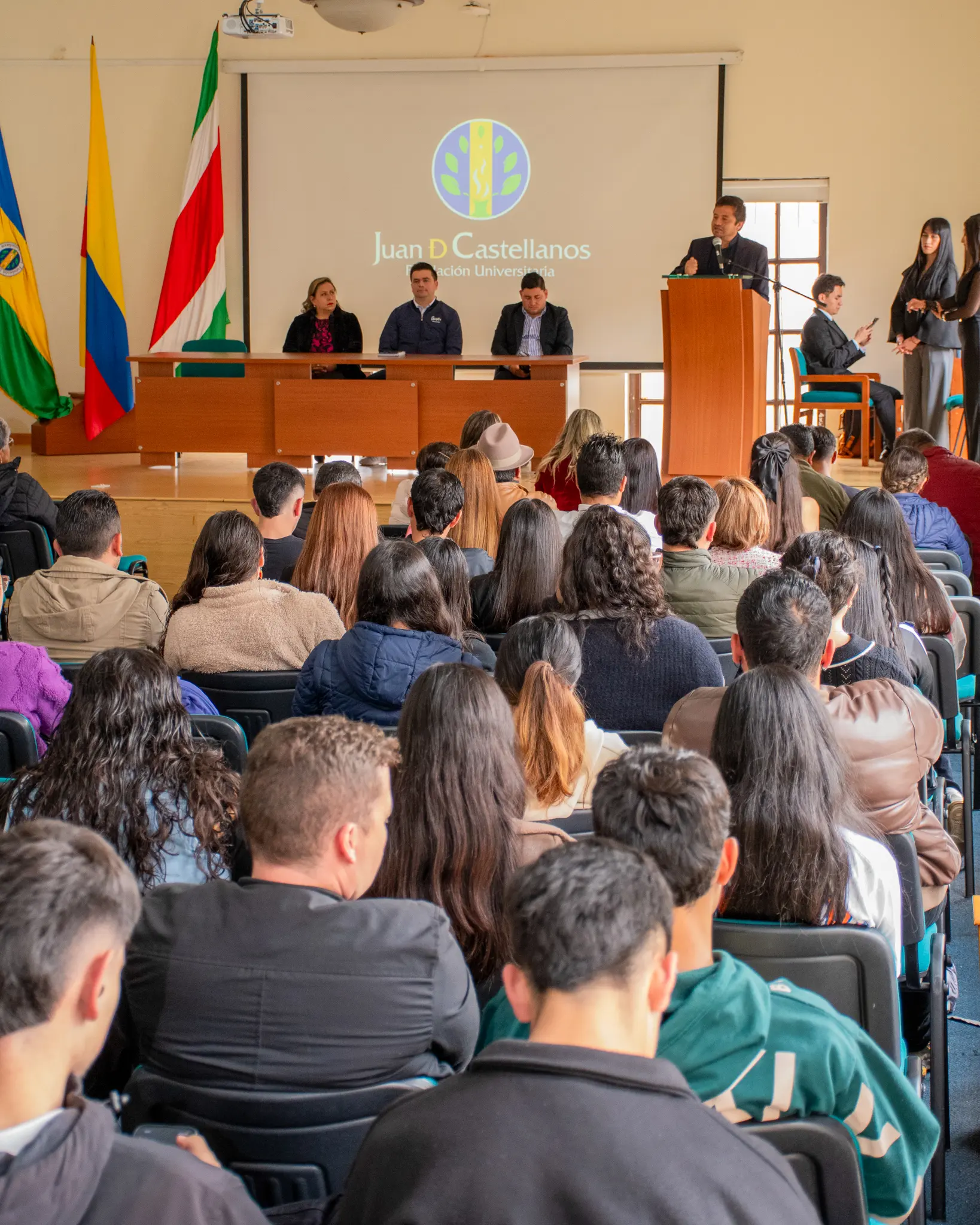 Programa de Derecho de la Juan de Castellanos realizó la capacitación “Liderar es Actuar”, un espacio para la comunidad boyacense