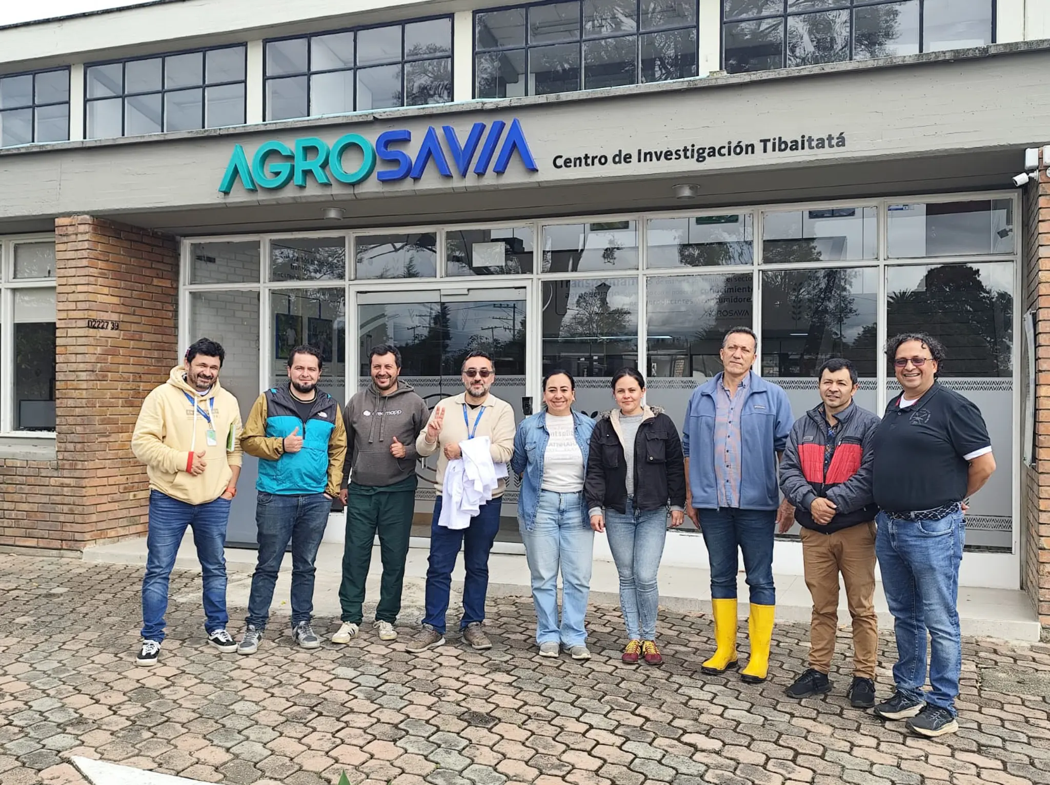 Docentes investigadores de la Juan fortalecen sus capacidades en proteómica durante visita técnica a laboratorio de AGROSAVIA