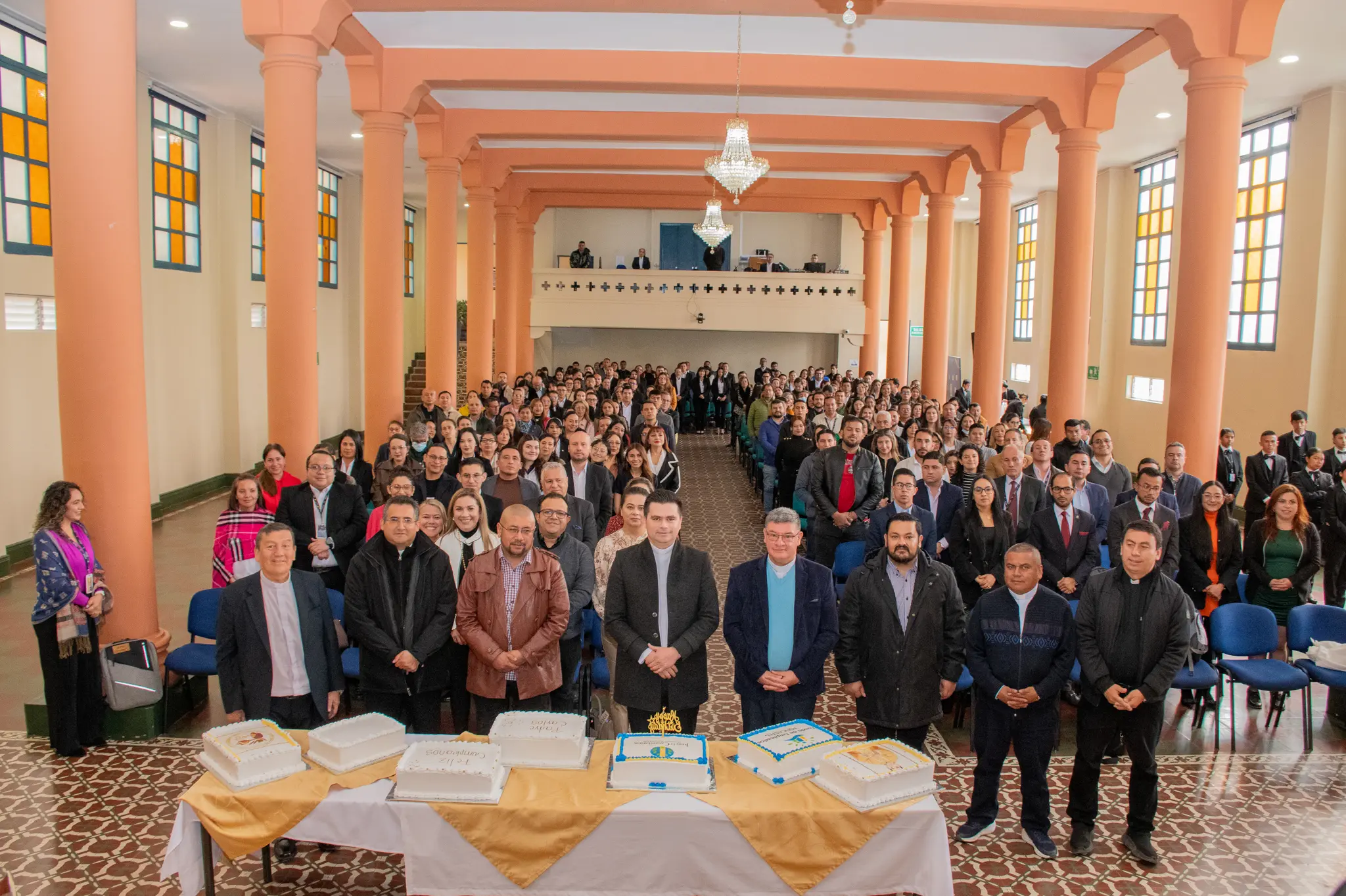 La Juan celebra la vida de su Rector, Padre Carlos Eduardo Castiblanco