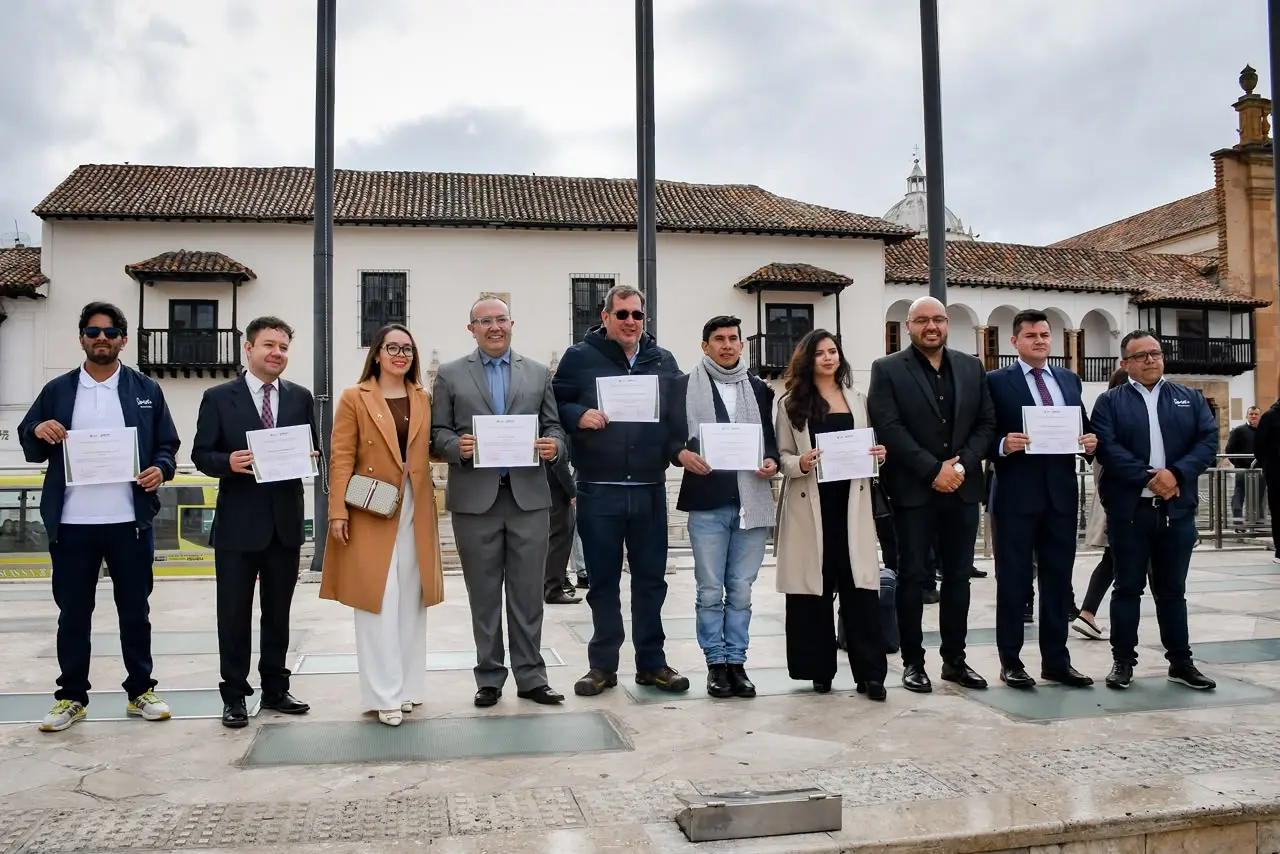 Ingeniería que sirve al territorio: ingenieros de la Juan de Castellanos apoyaron la evaluación de edificaciones en Cali tras el sismo