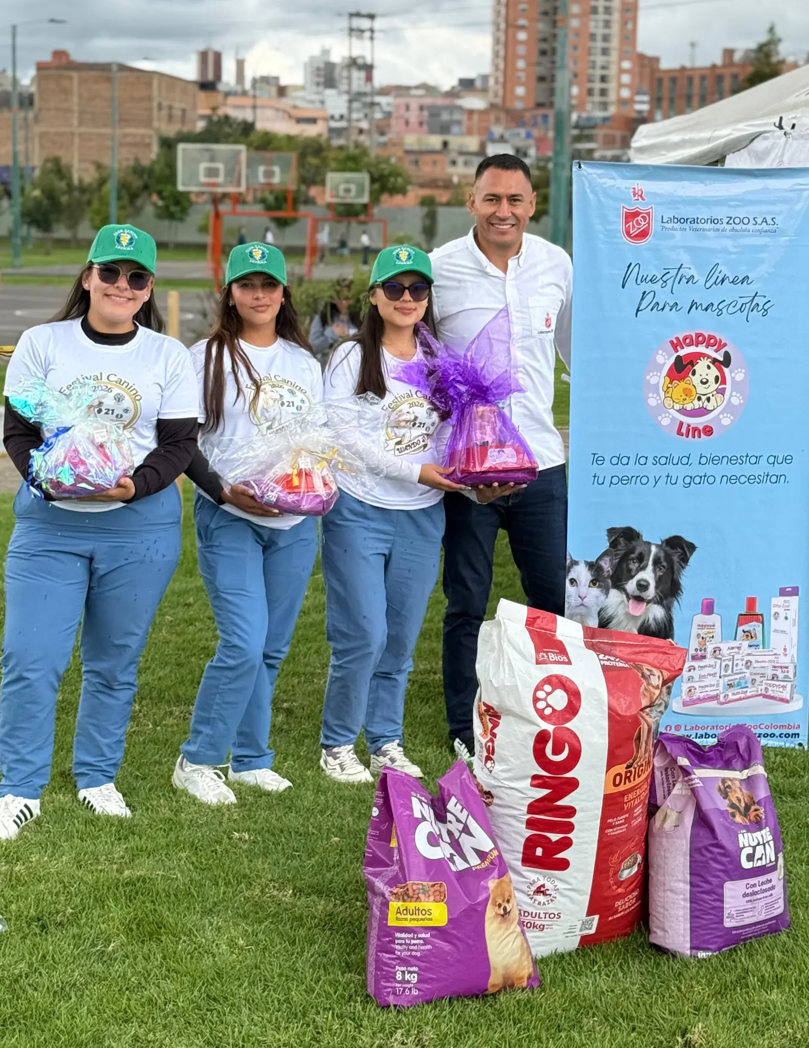 La Juan de Castellanos realizó el XXI Festival Canino en Tunja con jornada gratuita de bienestar animal